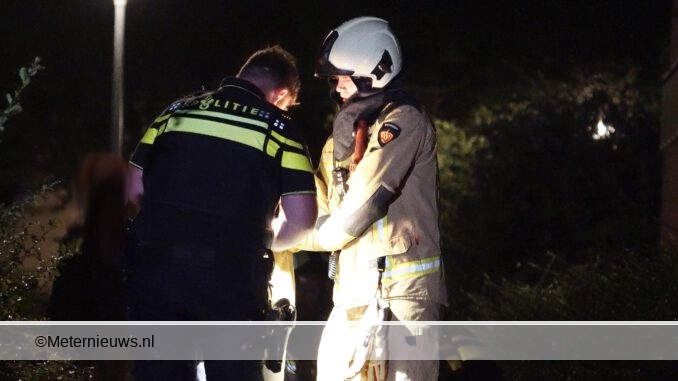 Twee Aanhoudingen In Assen Na Natgooien Hulpverleners Bij Inzet(Video)